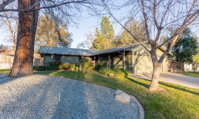 Lema Ranch House | Edgewood Escape located in the heart of Redding, California