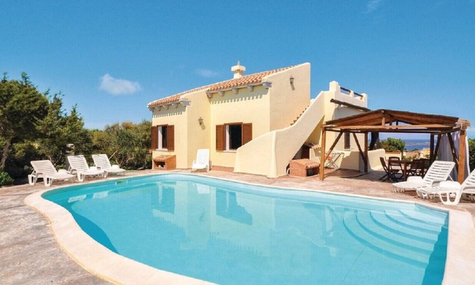 Stintino Villa | Eduard Villa in residence in Sardinia with pool