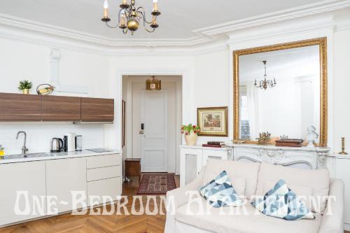 Chaillot Bed & Breakfast | Eiffel Tower view Rose, apartment #2