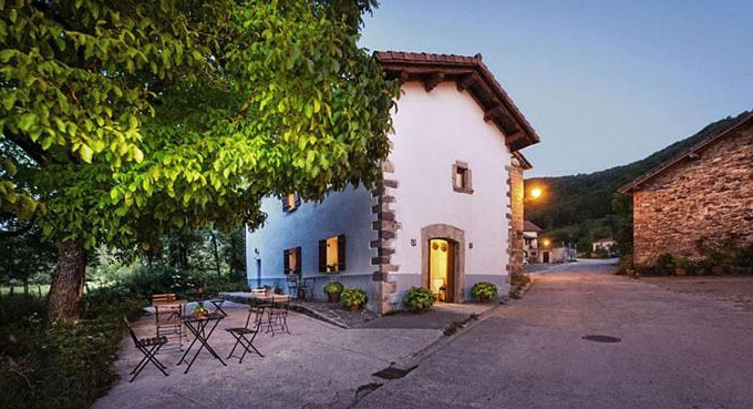 Esnoz House | Ekolanda