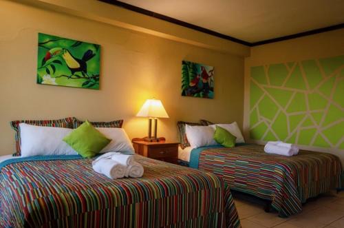 Burrell Boom Hotel | El Chiclero Inn