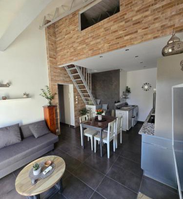 Elne Apartment | El padre y el hijo D