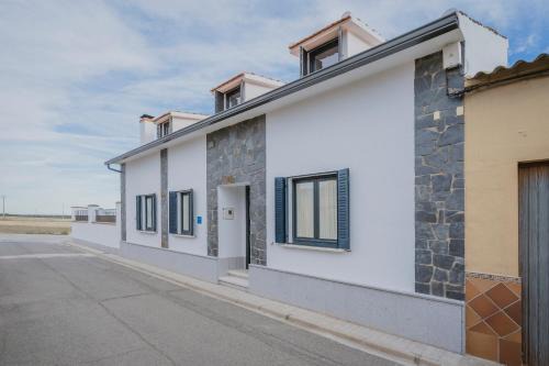 Nava de la Asuncion House | El Romazal
