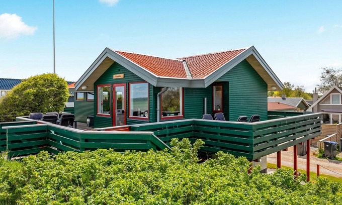 Hasmark Strand House | "Eldar" - 5m from the sea by Interhome