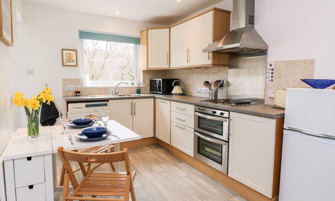 Craobh Haven Cottage | Elder Cottage