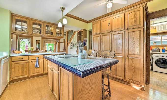 Alden Cottage | Elegant 1905 Home: Steps to Torch Lake & Dtwn