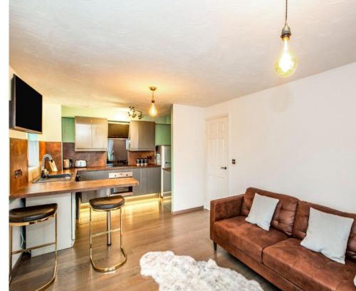 Little Stukeley Apartment | Elegant 2 BR Apartment in Historic Cambridge