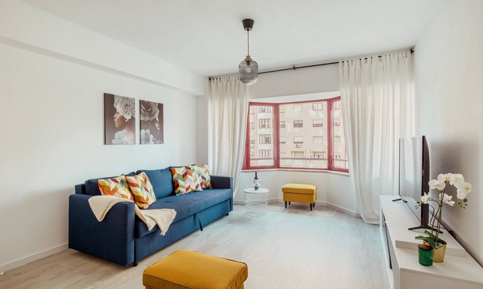 Lumiar Apartment | Elegant 3 Bedroom Apartment Lisbon City Center