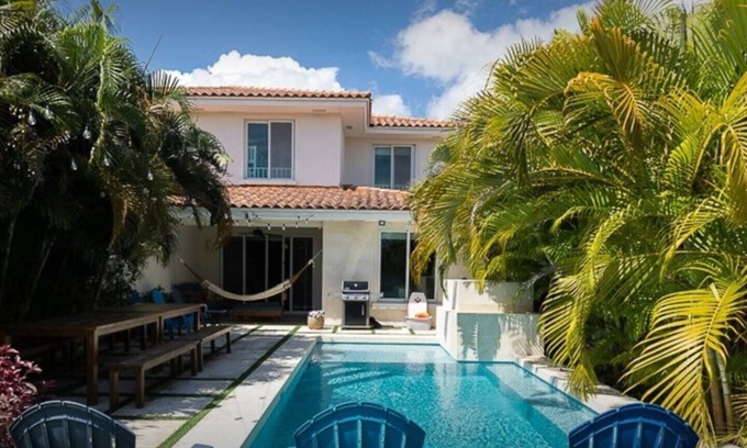 El Palmar Villa | Elegant 4 bdr + 4 bthr Villa 🏡 w/Private Pool - near the beach 🌊🏖️