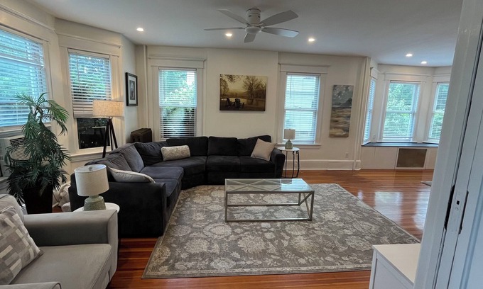 Maywood House | Elegant 4-Story Home Near NYC, Malls & Universities — Family Friendly