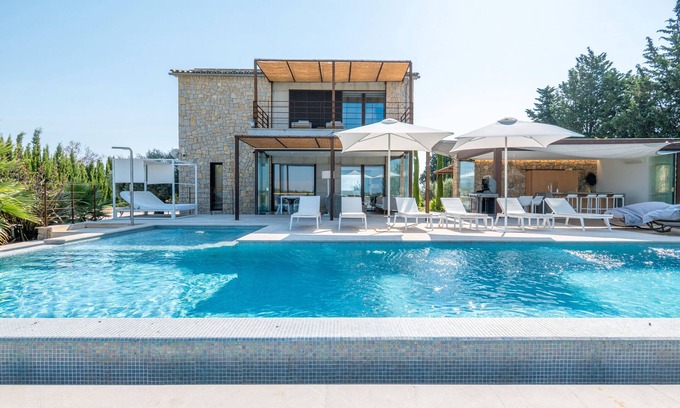 Inca Villa | Elegant and Modern Villa Son Set with Heated Pool, Football Field, Wi-Fi and A/C