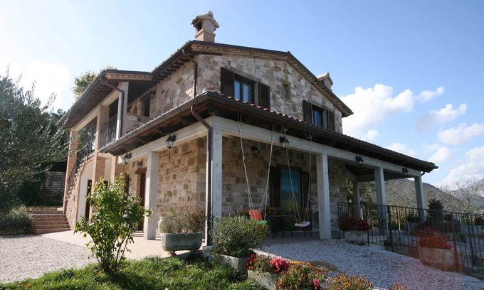 Cagli Villa | Elegant Country Villa in Cagli