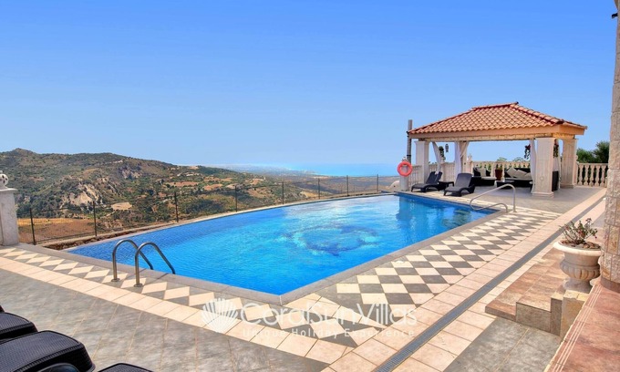 Kathikas Villa | Elegant Huge Villa Large Pool, Ideal For Weddings