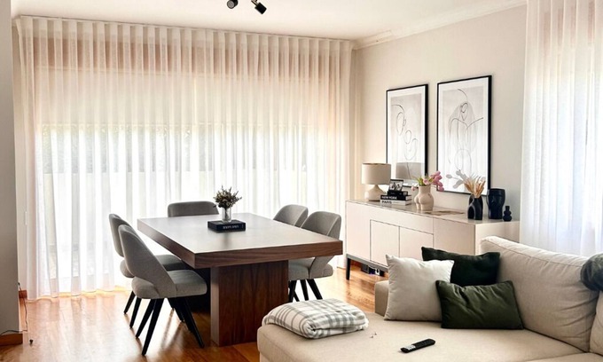 Senhora da Hora Apartment | Elegant & Luminous 2bedroom Apartment Near the Beach