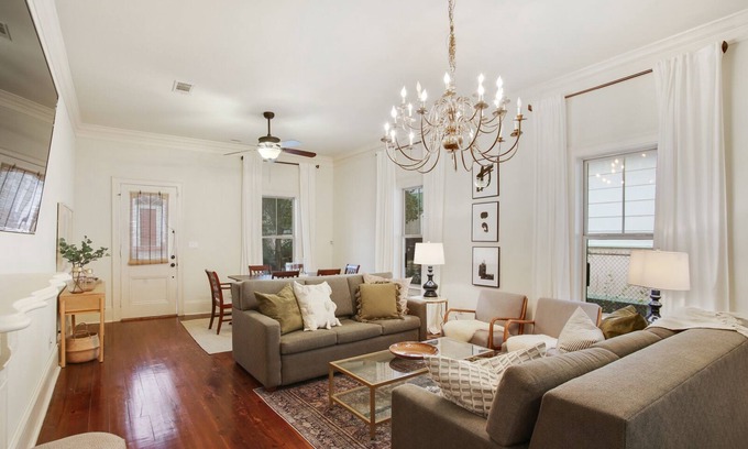Mid-City District House | Elegant Mid-city gem near City Park & Streetcar. Walk to Voodoo & Jazz Fest