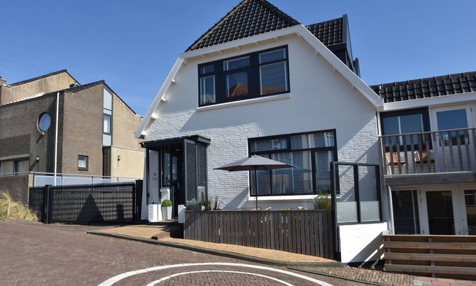 Bergen aan Zee Apartment | Elegant studio close to the beach