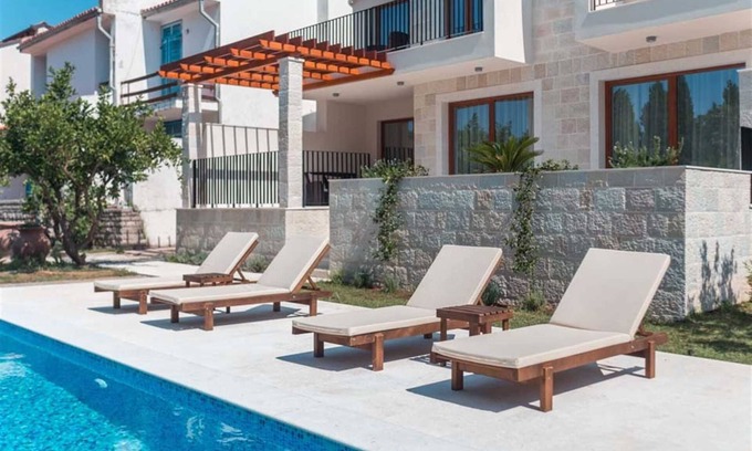 Kaluđerac Villa | Elegant Villa Zen Port