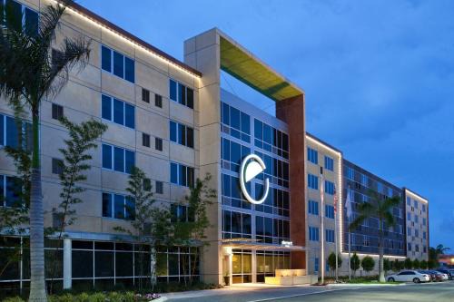 Seybold Hotel | Element Miami International Airport