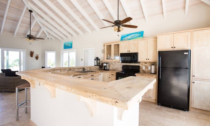 Whitby Villa | Elemni for 10 people Ocean Front, Beach, Pool, AC, Basic Car