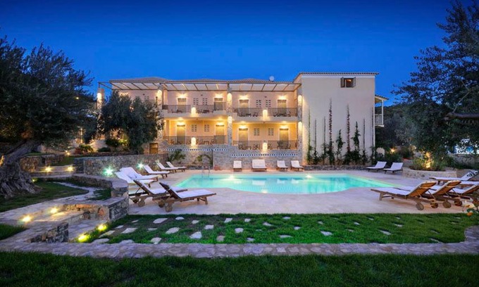 Poros Apartment | Eleonas Studios