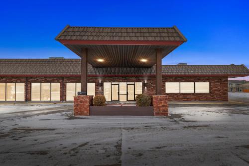 Emporia Hotel | Eleven Boutique Hotel LLC