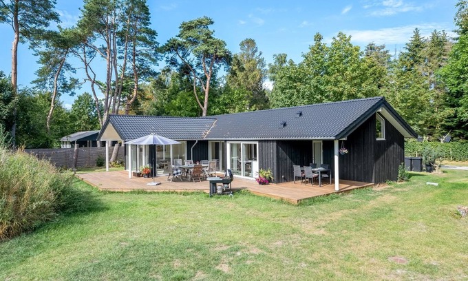 Idestrup House | "Elin" - 200m from the sea by Interhome