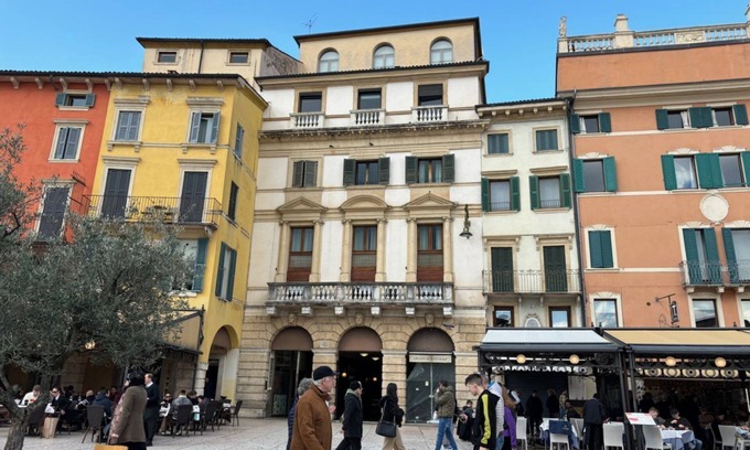 Verona City Centre Apartment | Elite Arena - Verona Journeys