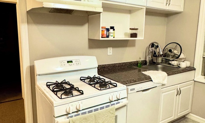 Lynbrook Apartment | Elitehands Lynbrook Stay
