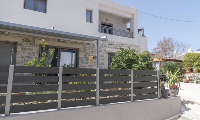 Pitsidia Apartment | Elixrysos Apartment 2