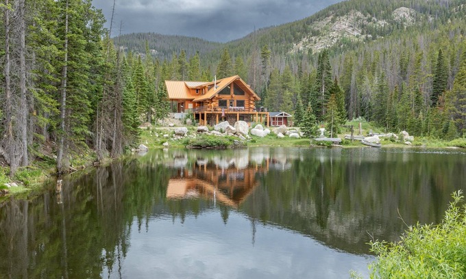 Monarch House | Elk Creek Lodge- Beautiful Rocky Mountain Getaway!