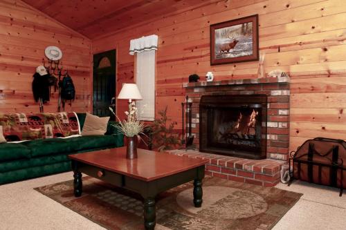Idyllwild House | Elk Horn Retreat