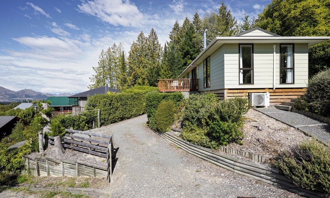 Hanmer Springs House | Elks Retreat Hanmer Springs Holiday Home