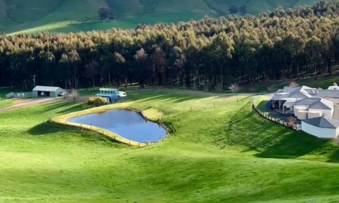 Kanumbra House | Ellenbrae - Family Homestead