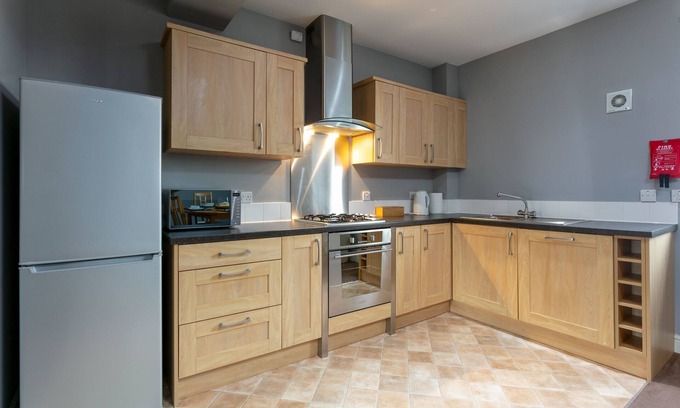 Ayr Apartment | Elliot Suite No15 – Donnini Apartments