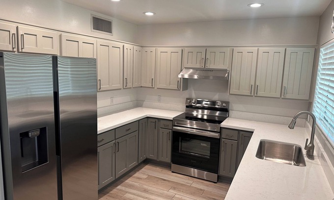 Cavalier Campus House | Elm St Retreat- Cozy, pet friendly home all to your own