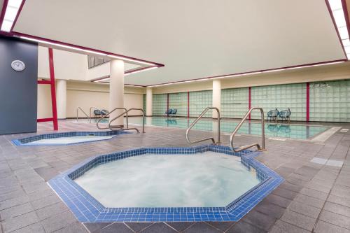 Downtown Vancouver Resort | Embarc Vancouver
