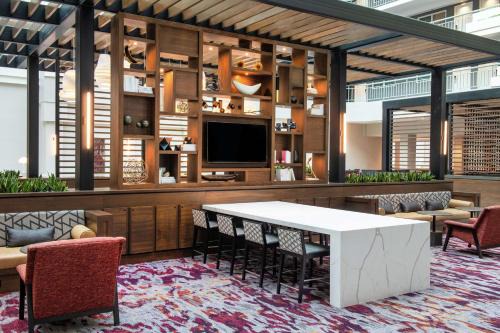 Contra Costa Centre Hotel | Embassy Suites by Hilton Walnut Creek