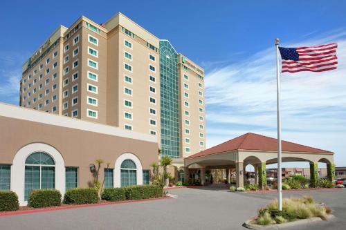 Seaside Hotel | Embassy Suites by Hilton Monterey Bay Seaside