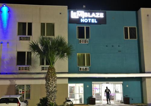 Three Rivers Hotel | Emblaze Hotel