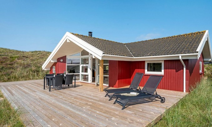 Bjerregard Strand House | "Emelie" - 200m from the sea by Interhome