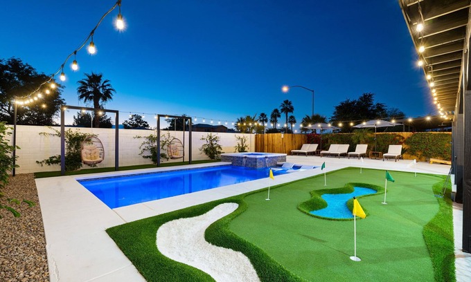 Coachella House | Emerald Bay w/Pool, Spa, Golf, Game room & more!