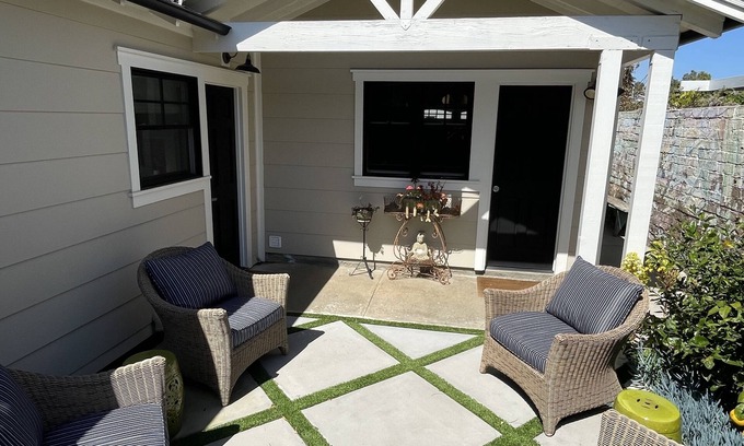 Coronado Cottage | Emerald City Cottage