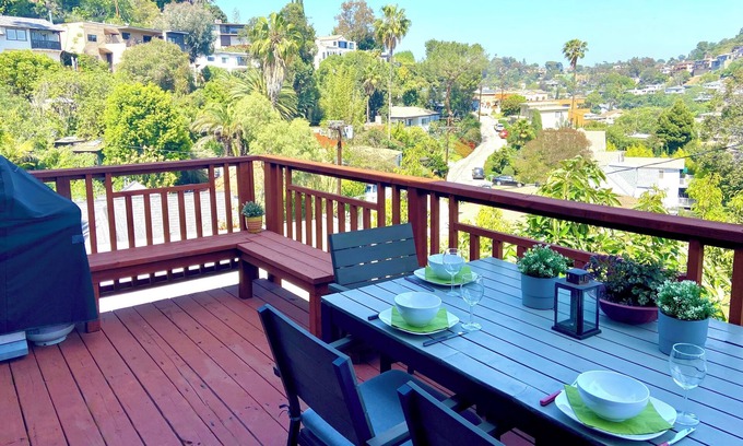 Sunset Junction House | Emerald Haven In Silverlake Hills