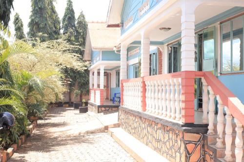 Kampala House | Emmas' Guest House