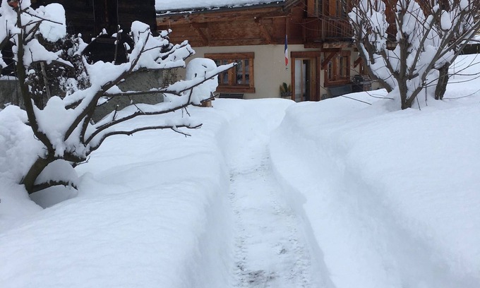 Les Bossons Ski Chalet | EN CHALET 4 P/JARDIN FACE CHAINE DU MONT-BLANC DUPLEX MANSARD 45M2 ⭐️ ⭐️⭐️⭐️⭐️