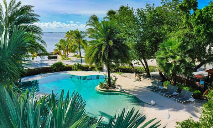 Key Largo House | Enchanted Paradise Bungalow at Largo Resort