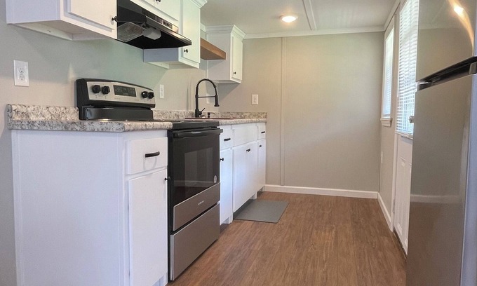 Ludowici Cottage | Enchanting Cottage in Ludowici - Perfect for a getaway