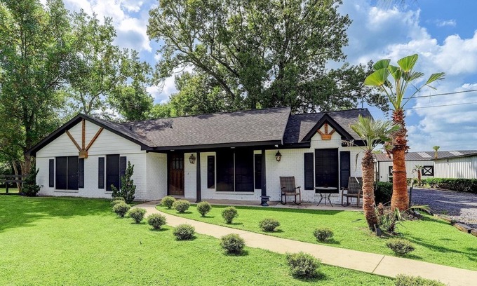 Crosby Other | Encino Ranch - A relaxing Retreat