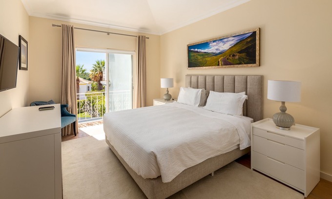 Almancil Apartment | Encosta do Lago - 2 bedroom apartment in the well known Resort Quinta do Lago