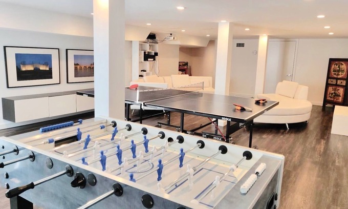 Village of East Hampton House | END OF JULY DEAL: Modern chic house in Georgica, East Hampton